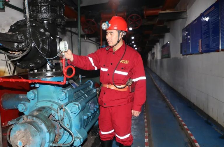 全國人大代表顧博：提高煤礦從業人員智能化技能