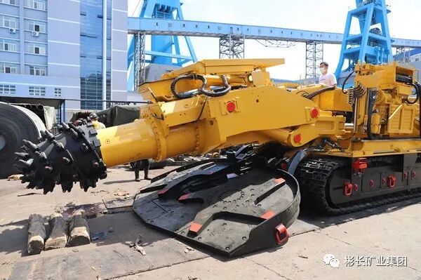 “四化”建設胡家河礦快速掘進再添新“戰(zhàn)將”